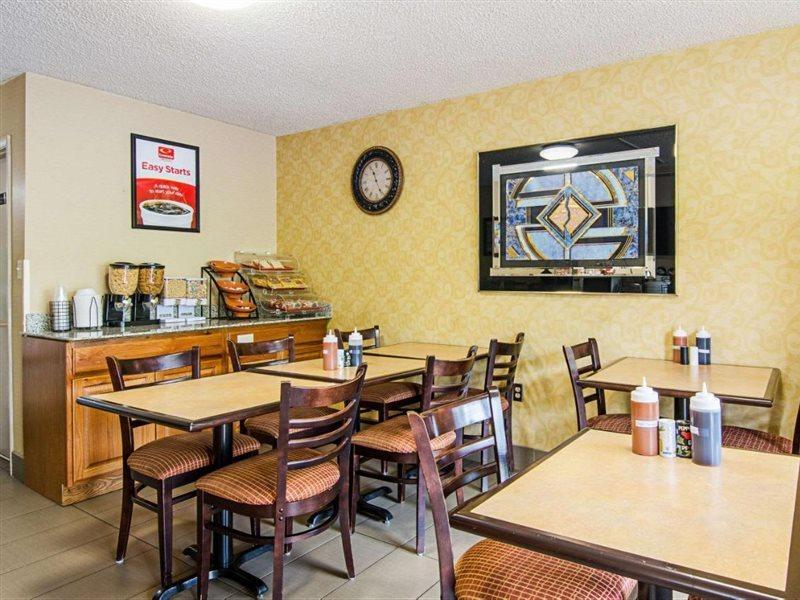 Econo Lodge Lynchburg Exterior foto