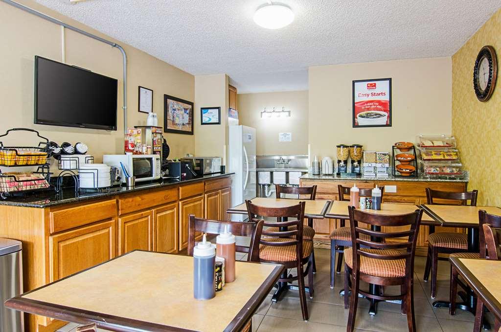 Econo Lodge Lynchburg Restaurant foto