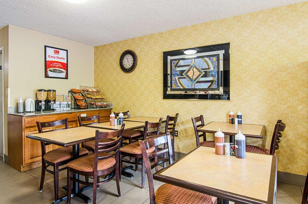 Econo Lodge Lynchburg Restaurant foto