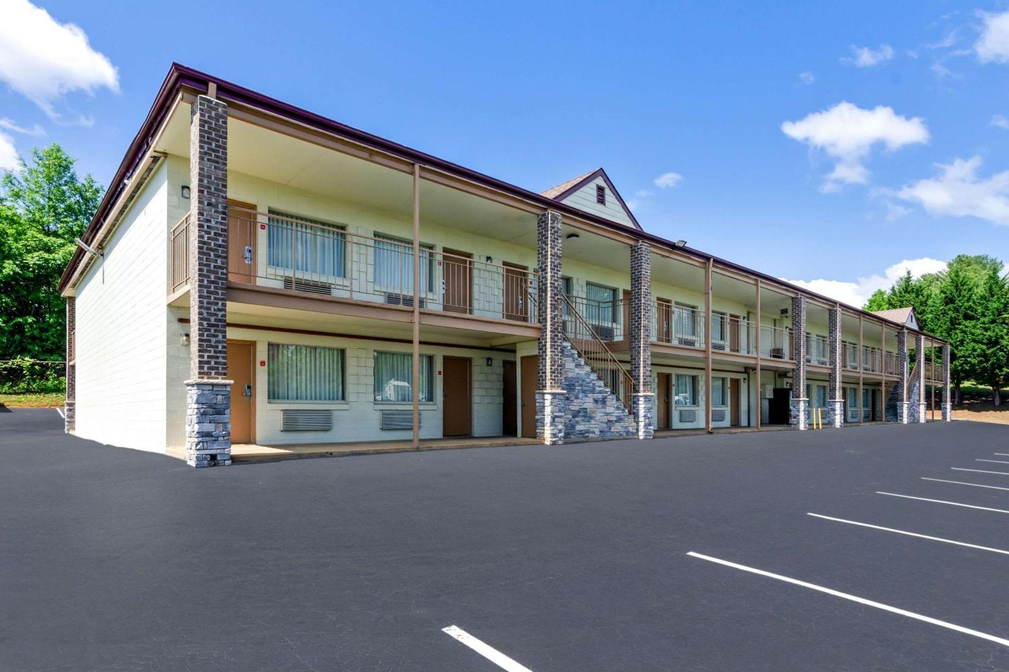 Econo Lodge Lynchburg Exterior foto